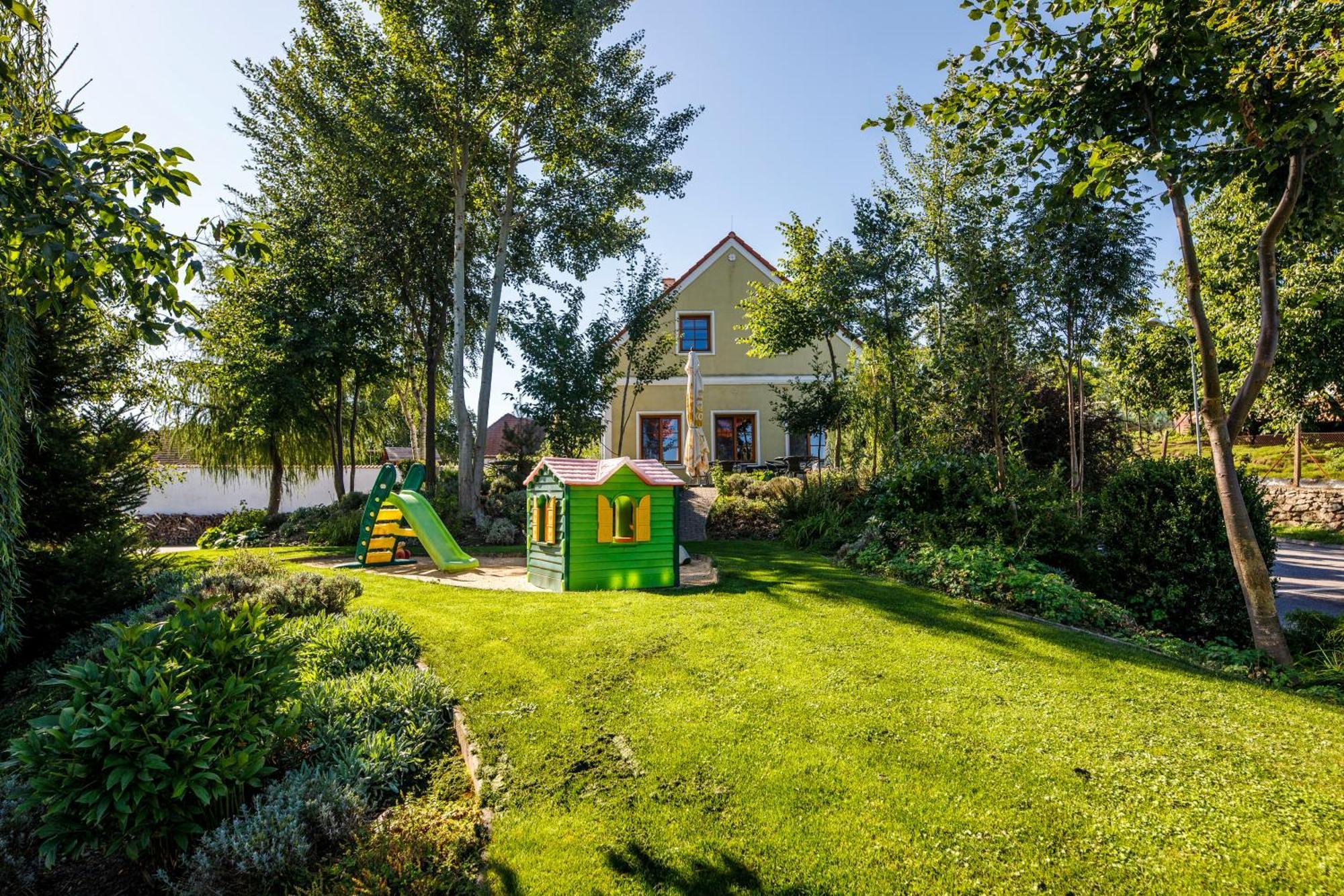 Penzion Blansky Les Dubne Exterior photo